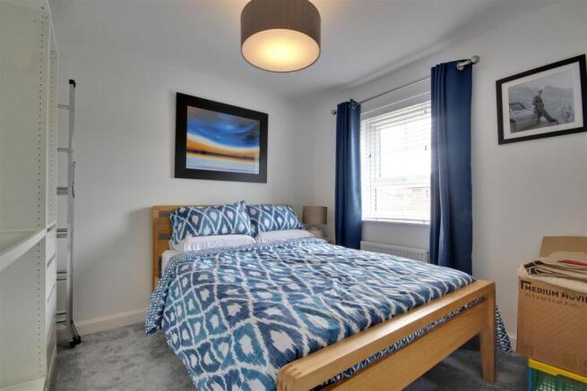 3 bed Semi-Detached for sale Image 10