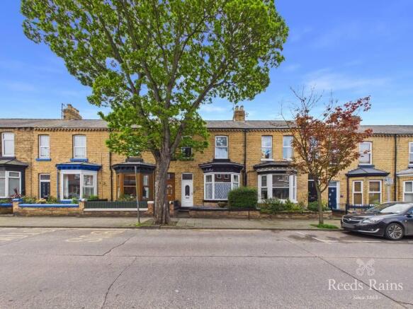 4 bed Terraced for sale Image 12