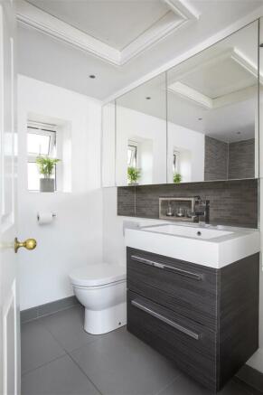 HOUSE BATHROOM