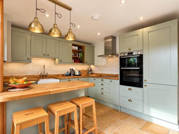 Fowlers Road, Kingham photo 4