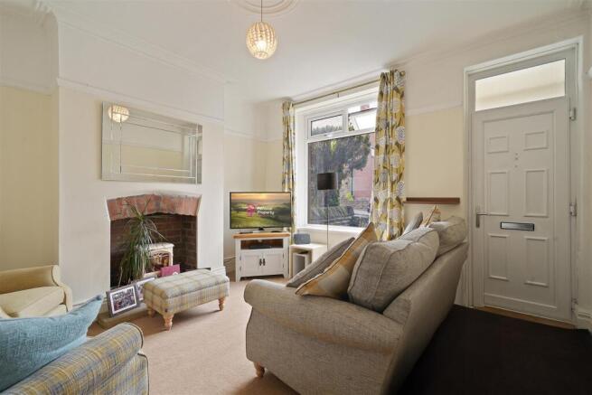 3 bed Terraced for sale Image 7