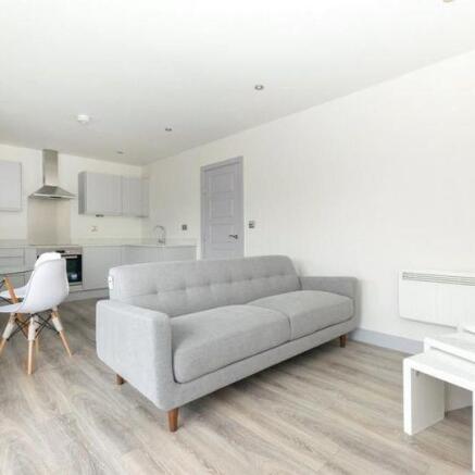 private flat self contained leeds city centre.jpeg