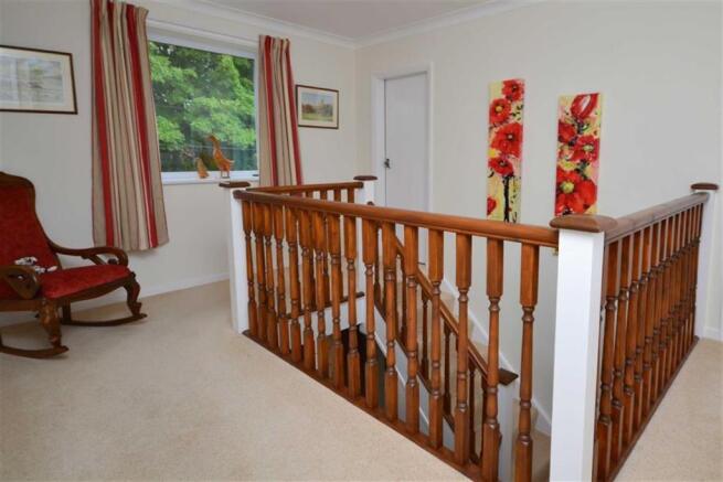 GALLERIED LANDING