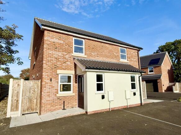 2-bed house on Herringby Court, Mill Road, Stokesby NR29, £260,000