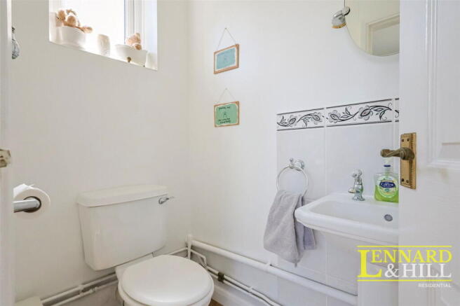 Downstairs Toilet 