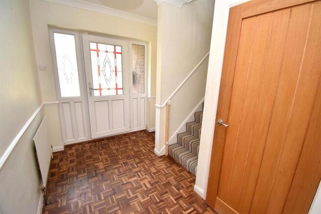 ENTRANCE HALL.JPG