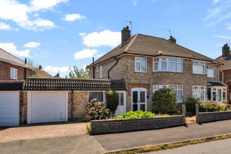 Highgate Avenue, Birstall, Leicester, LE4 3JJ