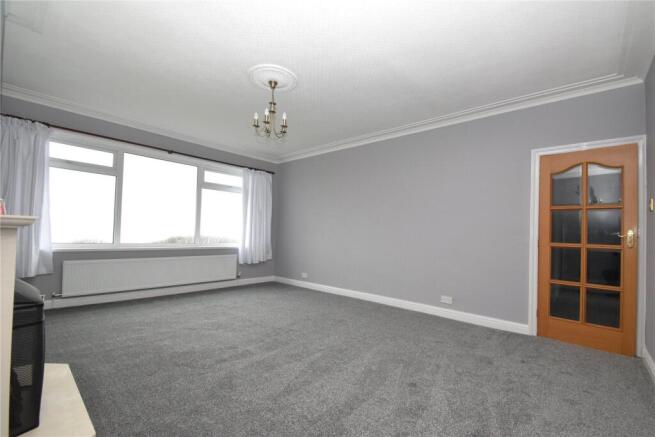 2 bed Apartment for sale Image 4
