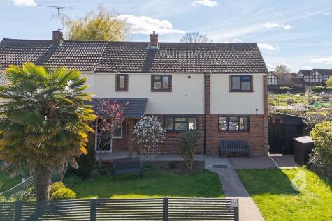 Red Rose, Binfield, Berkshire, RG42