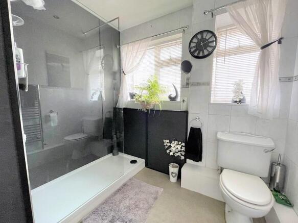 Shower room w/c