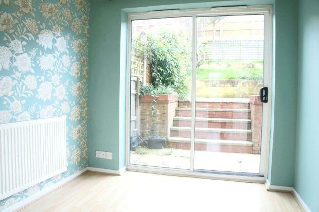 REAR DINING ROOM