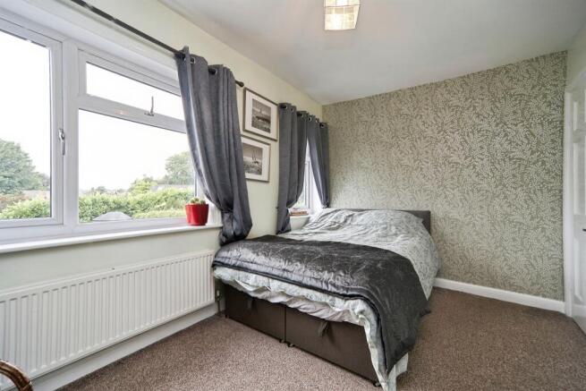 3 bed Semi-Detached for sale Image 11