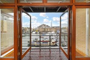 Flat 31, Teal Court, Star Place, London E1W 1AB