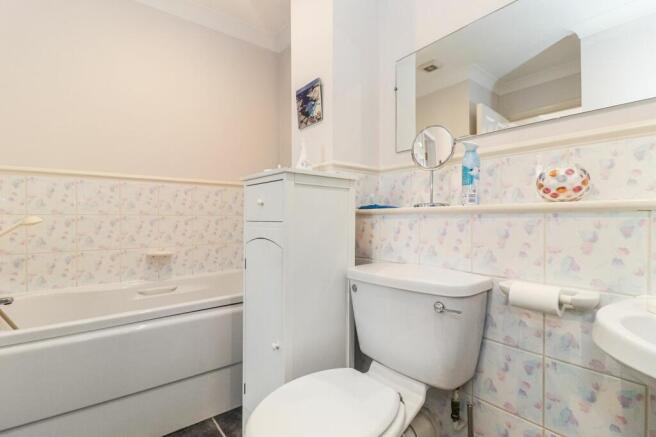 Photo 15