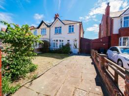 50, Lyndhurst Road, Birkdale PR8 4JT
