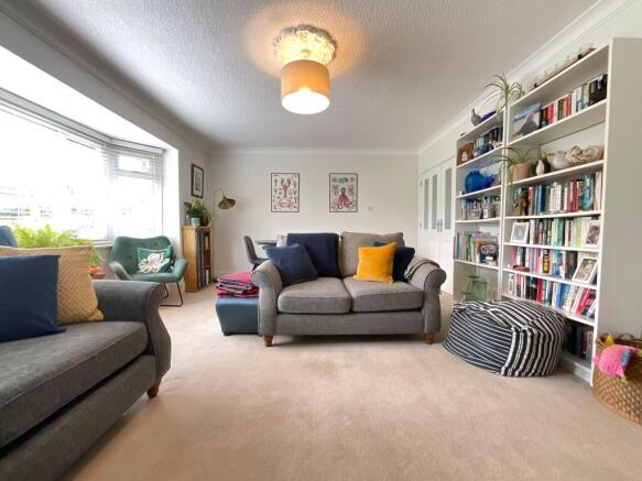 3 bed Flat for sale Image 6