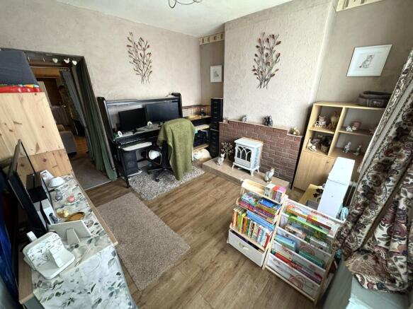 Photo 2