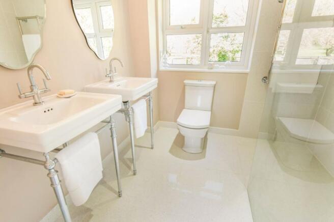 Ensuite
