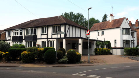 High Road, Eastcote, Pinner, HA5