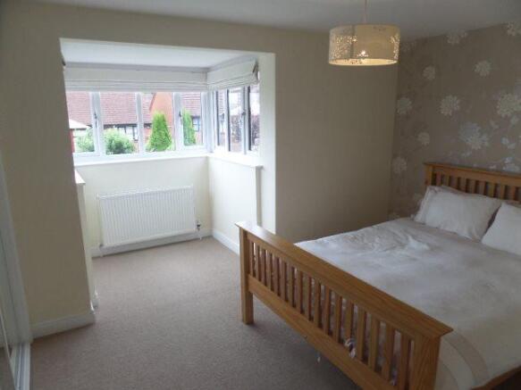 BEDROOM 2
