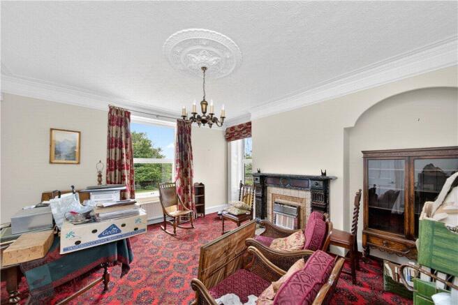 4 bed Detached for sale Image 6