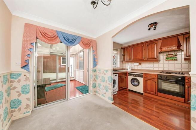 DINING KITCHEN