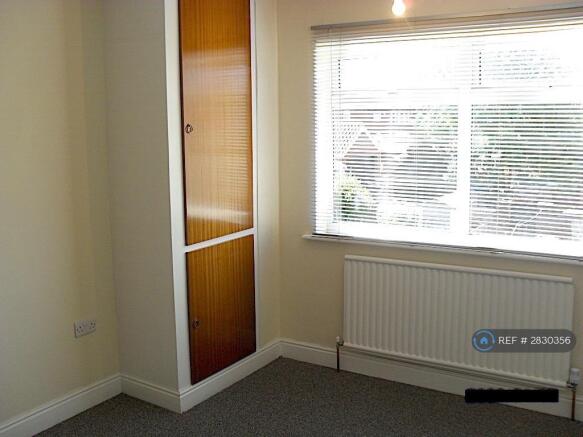 3 bed Terraced to rent Image 8