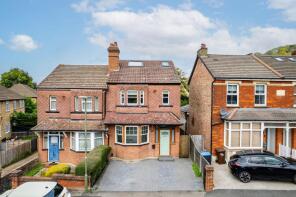 7, Maple Road, Whyteleafe CR3 0ET