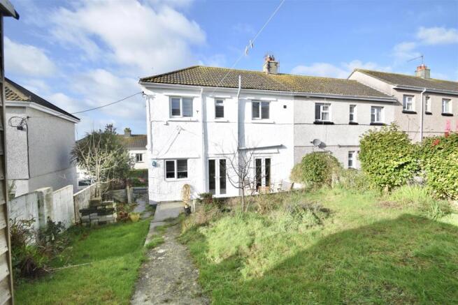 THE PROPERTY