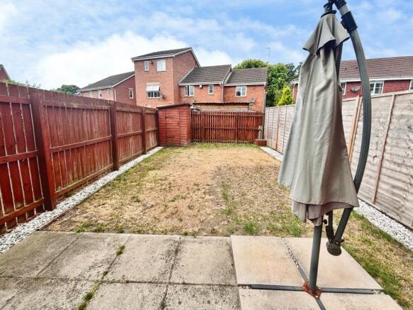3 bed Semi-Detached for sale Image 11