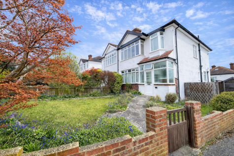 Farm Road, South Sutton