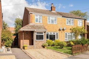 35, Hall Road, Alton GU34 2NX