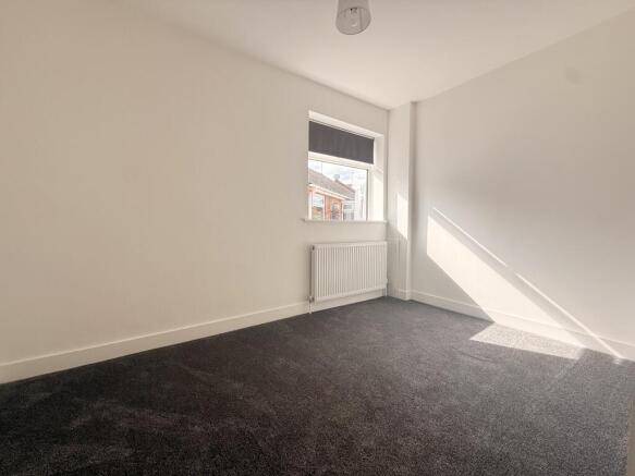 4 bed Bungalow to rent Image 7