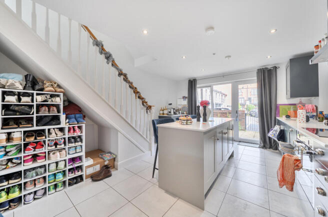 3 bed Terraced for sale Image 3