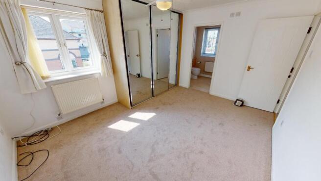Master Bedroom (2)