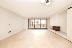 Flat 4, Garrick House, Carrington Street, London W1J 7AF
