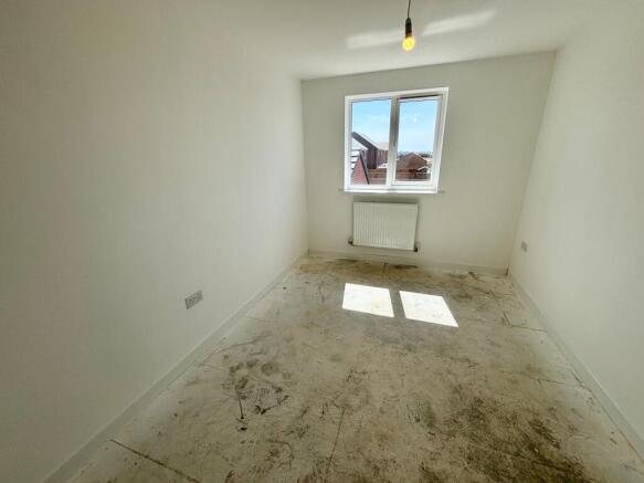 4 bed Detached to rent Image 10
