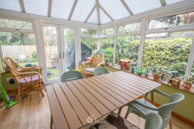 3 bed Semi-Detached for sale Image 6