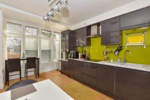Flat 2, 16, Tonbridge Road, Maidstone ME16 8RP
