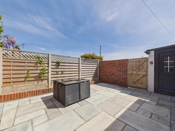 4 bed Cottage for sale Image 10