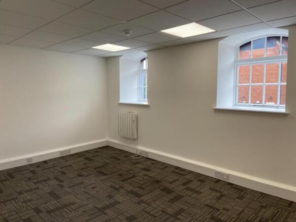 Suite 8