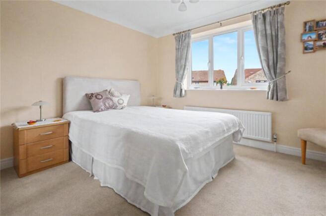 4 bed Detached for sale Image 9
