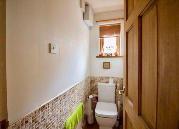 WC (Downstairs)