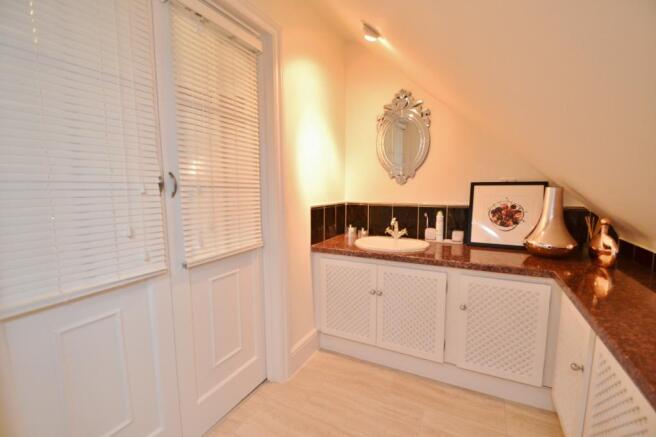 Ensuite