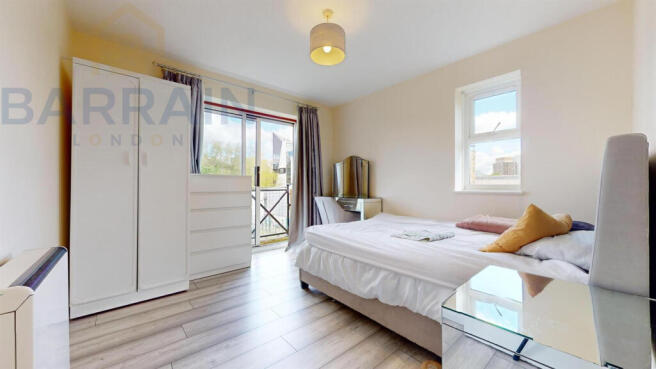 buy to let property for sale at isle of dogs, E14