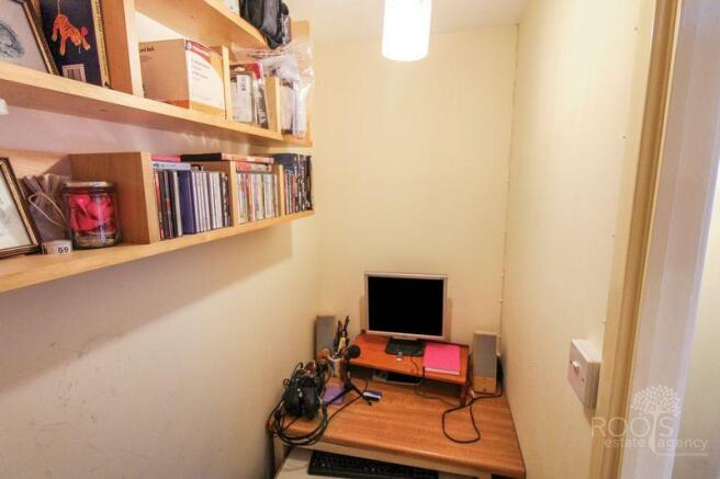 Study/store