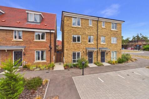 Heatherwood Road, Ascot, Berkshire, SL5