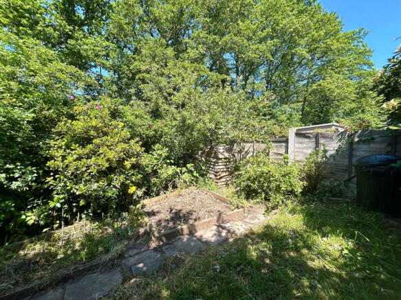 Photo 33