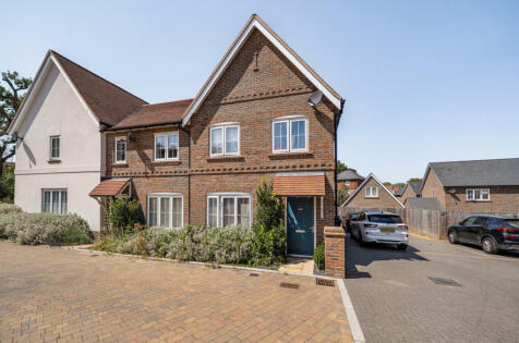 Postchaise Close, Hook, Hampshire