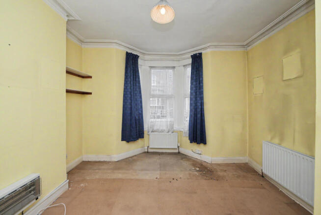 Flat A, 54 Thurlow Hill, West Dulwich, London, SE21 8JN